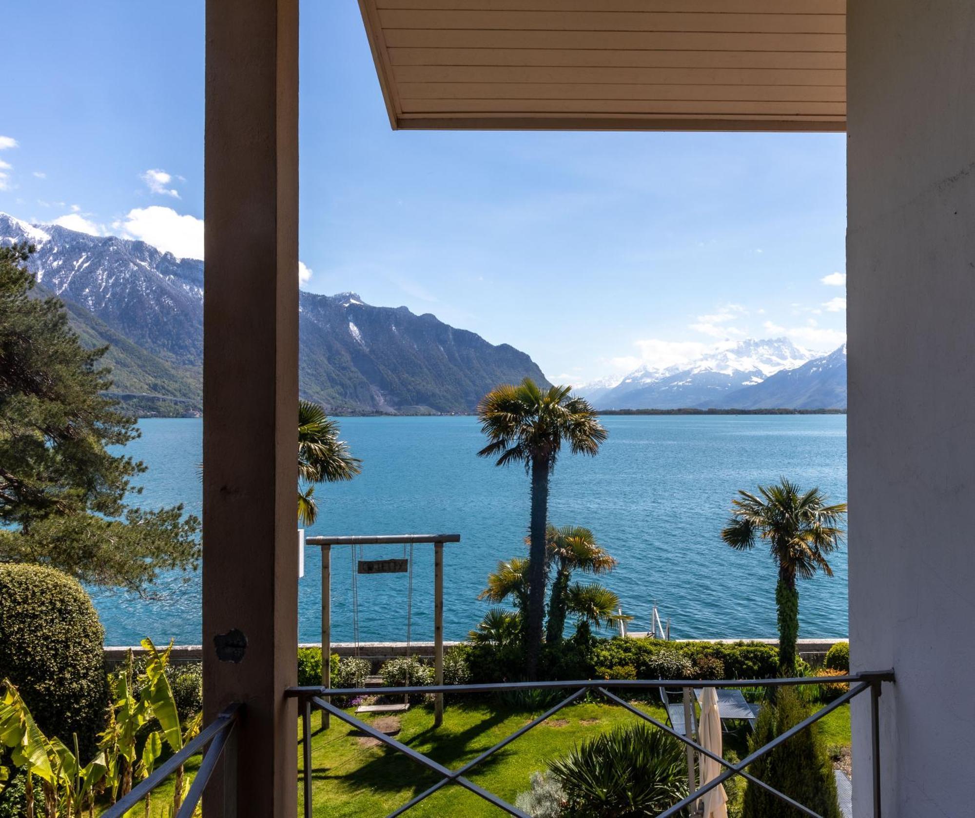 Jetty Montreux Hotel Exterior photo