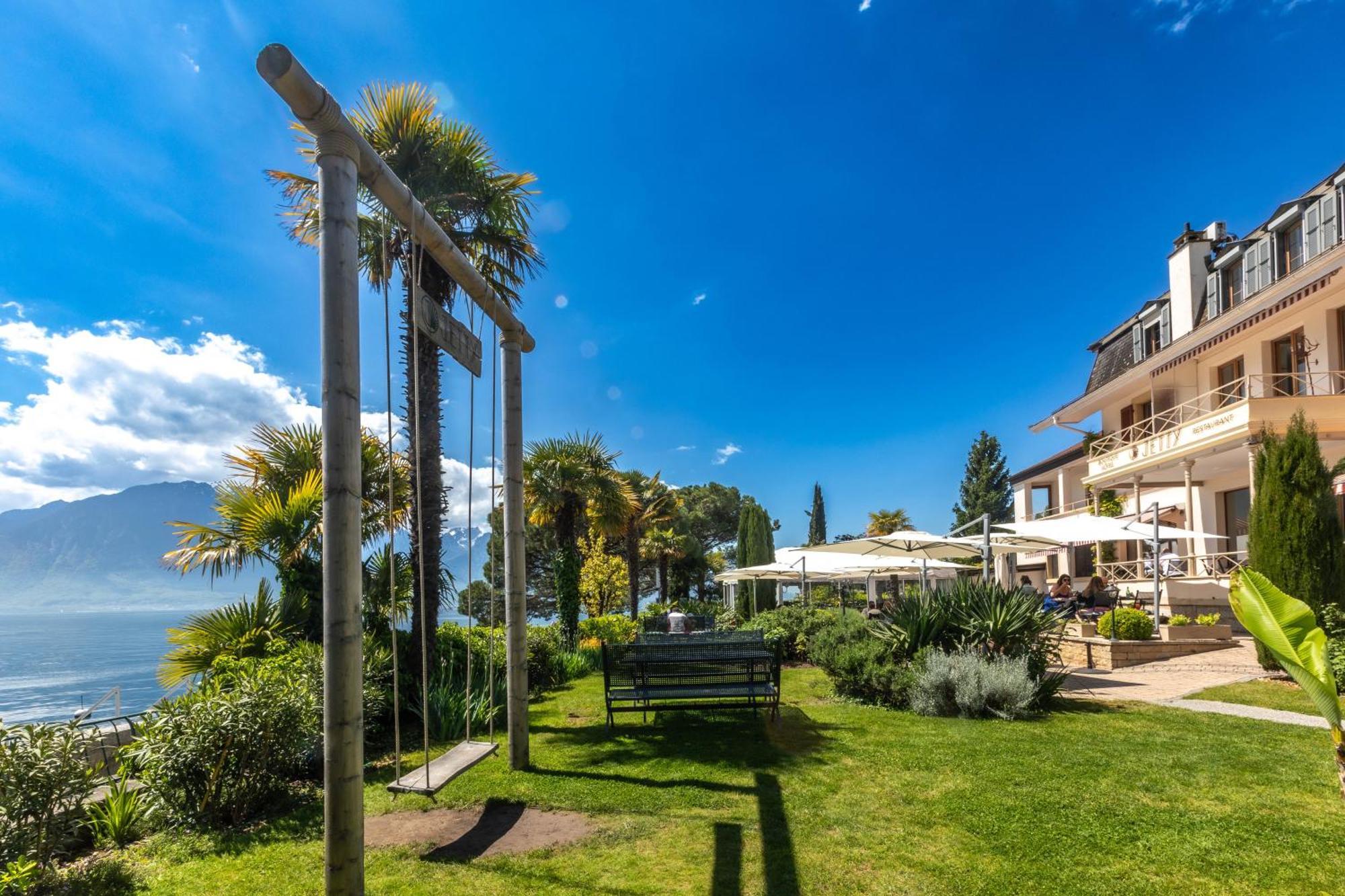 Jetty Montreux Hotel Exterior photo